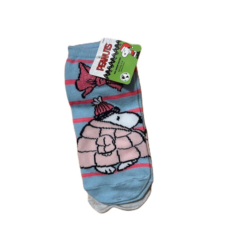 Peanuts Snoopy Winter Christmas Blue Pink Socks NEW Puffer Coat Charlie Brown